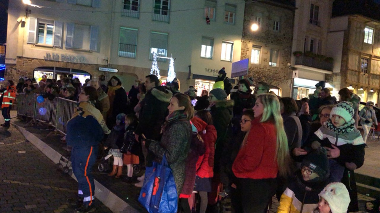 Le Père Noël arrive en calèche