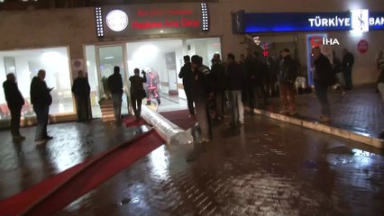 İbni Sina Hastanesinin arşivinde korkutan yangın