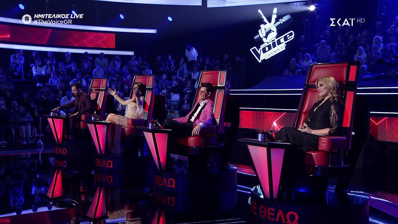 The Voice: Ο Πάνος Μουζουράκης μας «έκαψε» τον...