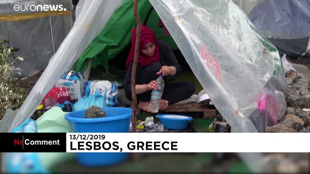 تصاویری از زندگی مشقت‌بار پناهجویان در زمستان جزیرهٔ لسبوس یونان