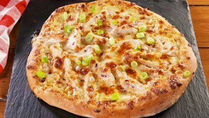 This Chicken Alfredo Pizza Is Everything We've Ever Wanted