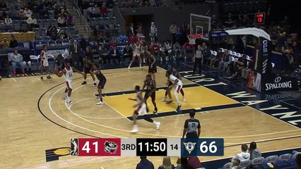 Kavell Bigby-Williams Posts 11 points & 11 rebounds vs. Fort Wayne Mad Ants