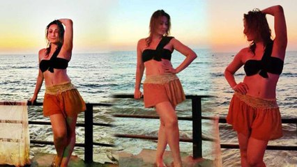Actress Urvashi Dholakia flaunts Mini Skirt look in Goa । Boldsky