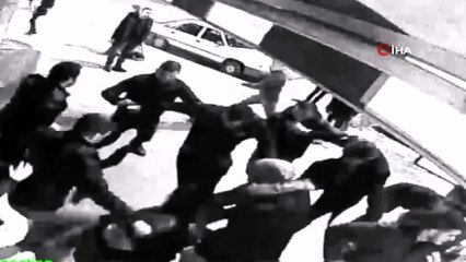 Başkent’te 20 kişilik grup, 3 kişiyi öldüresiye dövdü