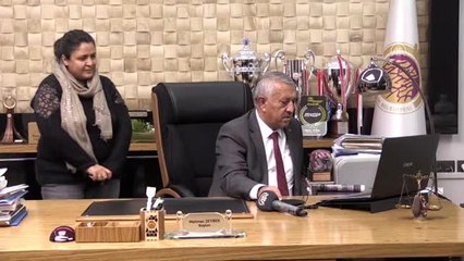 Afyonkarahisar Belediye Başkanı Zeybek, AA'nın "Yılın Fotoğrafları" oylamasına katıldı