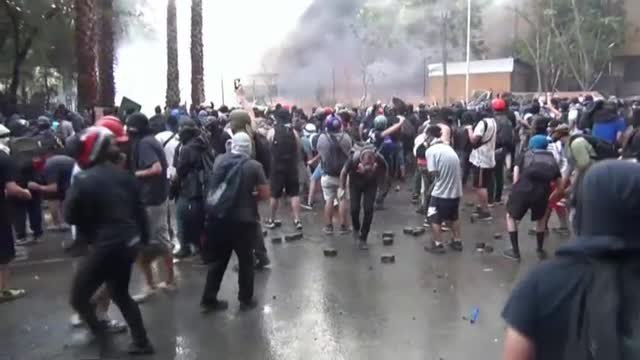 Continúa la tensión en las calles de Chile tras nueve semanas de protestas