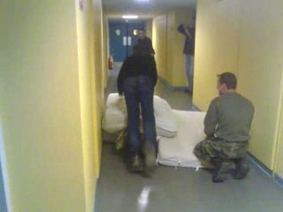 Bataille de matelas 2