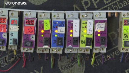 شاهد: محطات توليد منزلية لمواجهة نقص الكهرباء الحاد في العراق