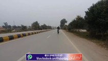 Charsadda: Rajar se Tahseel Bazar One Wheeling Ess Naojawan Keleye Khatarnak Hay.