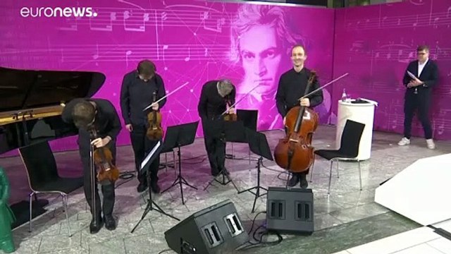 Незаконченную симфонию Бетховена допишет искусственный интеллект