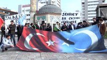 Çin'in Doğu Türkistan'daki hak ihlalleri İzmir'de protesto edildi