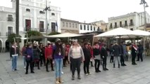 Cerca de un centenar de mujeres realizan en Mérida la performance 'El violador eres tu'