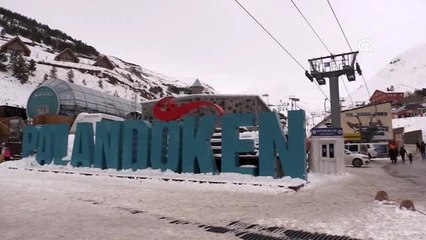 Kayakseverler Palandöken'de yoğunluk oluşturdu