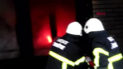 İskenderin demir çelik fabrikasından dumanlar yükseliyor-4