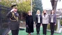Türkiye'nin Üsküp Büyükelçiliği konutu önüne Atatürk heykeli - ÜSKÜP
