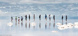 World's Biggest Salt Field Salar De Uyuni, यहां है दुनिया का सबसे बड़ा नमक का मैदान | वनइंडिया हिंदी