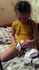 Sophia Carinha de Anjo Mostrando sua Lol Surprise - Bonecas  Surpresa