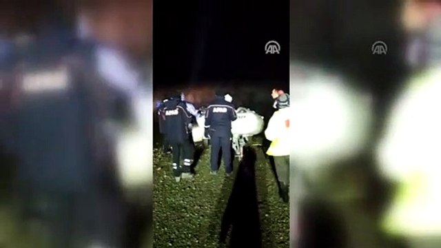 Keban Baraj Gölü sürüklenen teknedeki 3 balıkçı kurtarıldı - ELAZIĞ