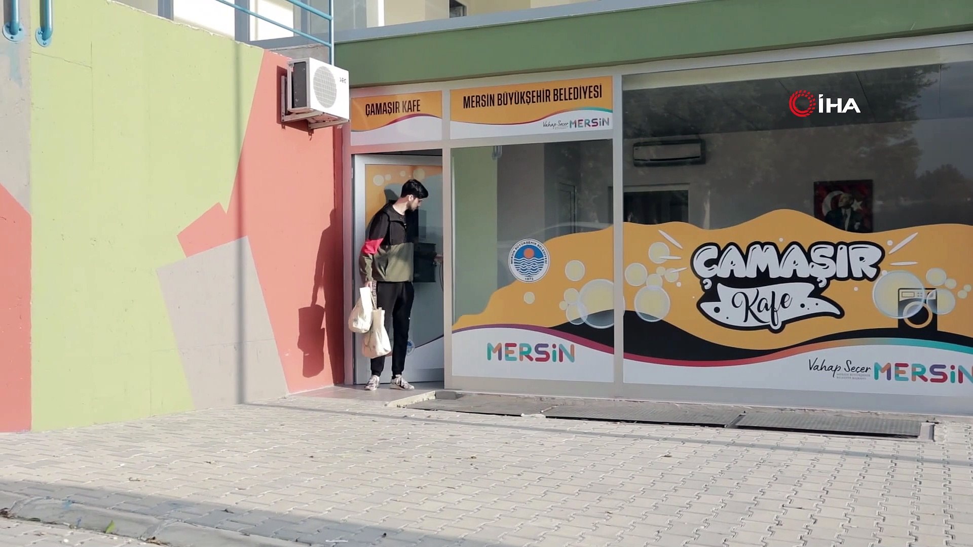 Mersin'de üniversite öğrencilerine 'çamaşır kafe' hizmeti - Dailymotion  Video