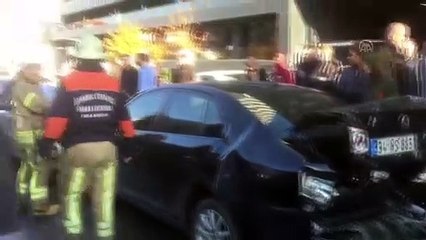 Ümraniye'deki zincirleme trafik kazasında 3 kişi yaralandı - İSTANBUL