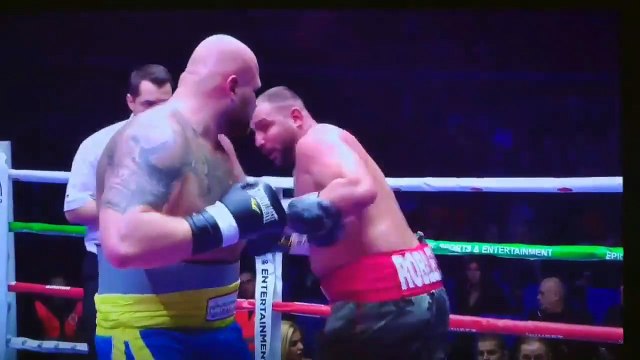 In Plovdiv Igor Shevadzutskiy gets the stoppage as Daniel Robles cant continue after 3 rounds. Shevadzutskiy is now 3-0 3 KOs