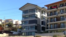İzmir chp'li meclis üyesinin otel ruhsatıyla yaptığı 6 katlı apartmanın dairelerini sattığı iddiası