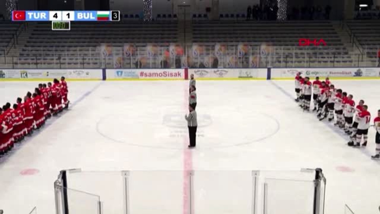 Spor buz hokeyinde istiklal marşı krizi!
