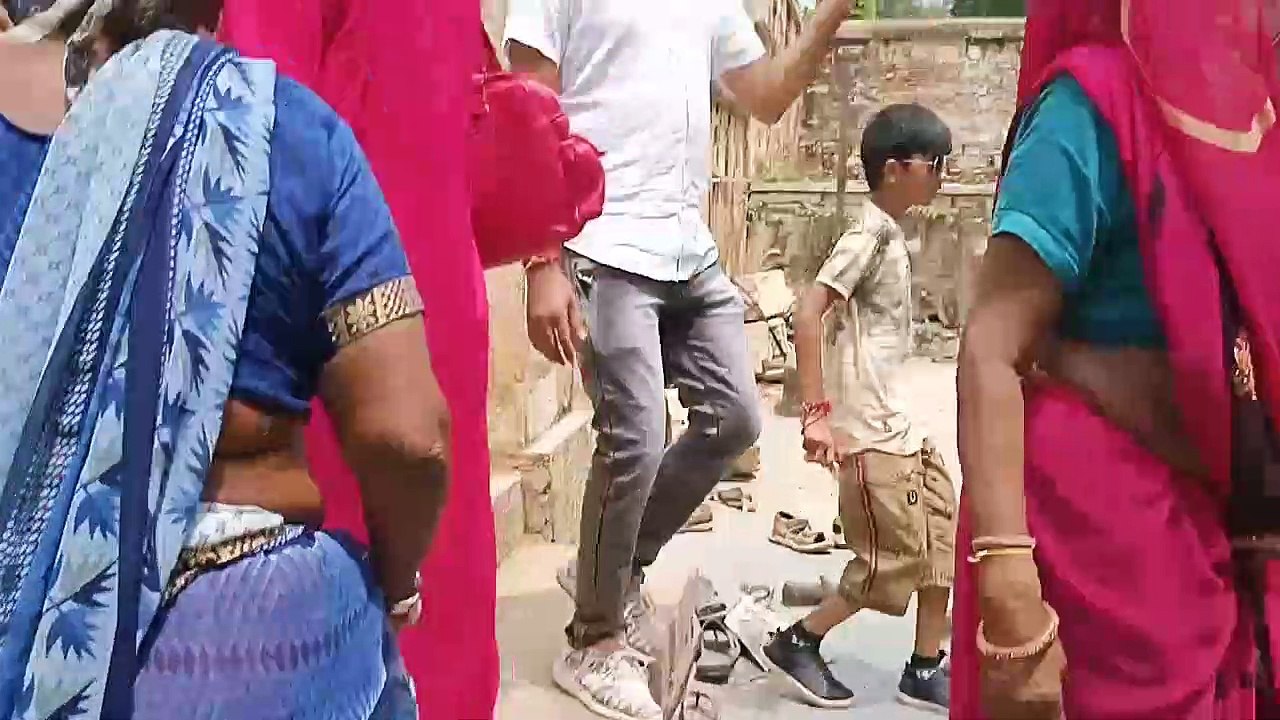 के तपाईले हाम्रो च्यानललाई SUBSCRIBE गर्नु भयो ? गर्नु भएको छैन भने यस्तै रमाईलो र सन्देशमुलक भिडियो हेर्नका