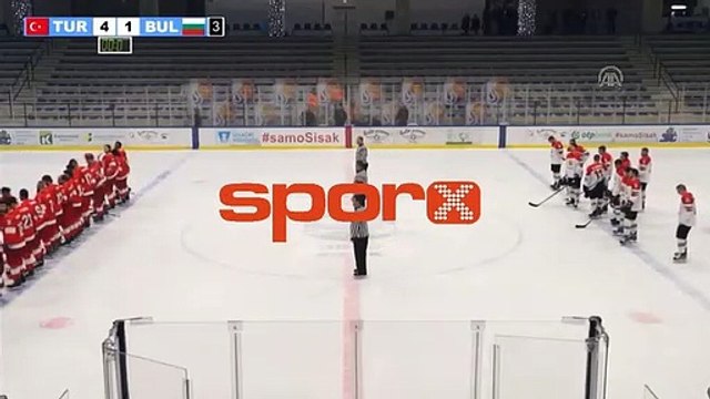 Buz Hokeyi'nde İstiklal Marşı skandalı