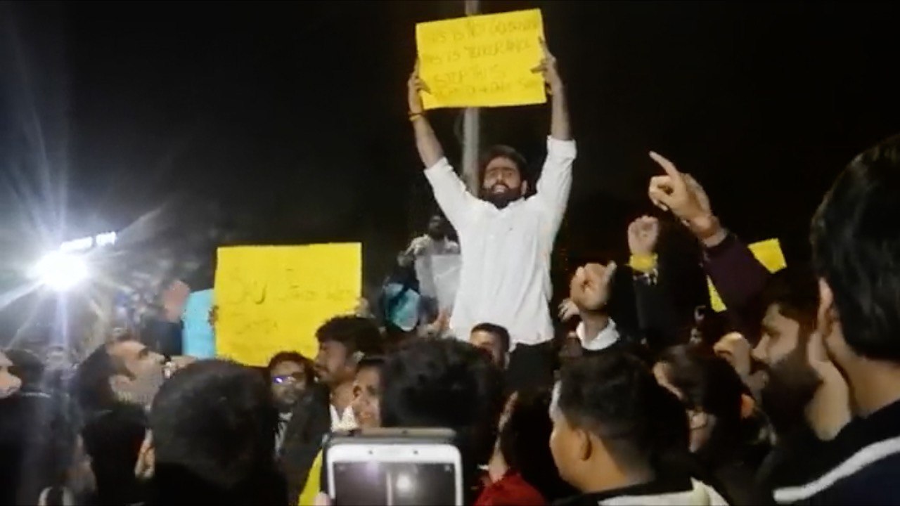 Demonstration at Delhi Police HQ against police action in Jamia