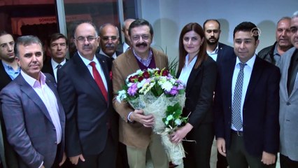 Hisarcıklıoğlu: 'Özel bankalar esnafımızı 'Kredi kullanmak ister misiniz?' diye gezmeye başladı' - OSMANİYE