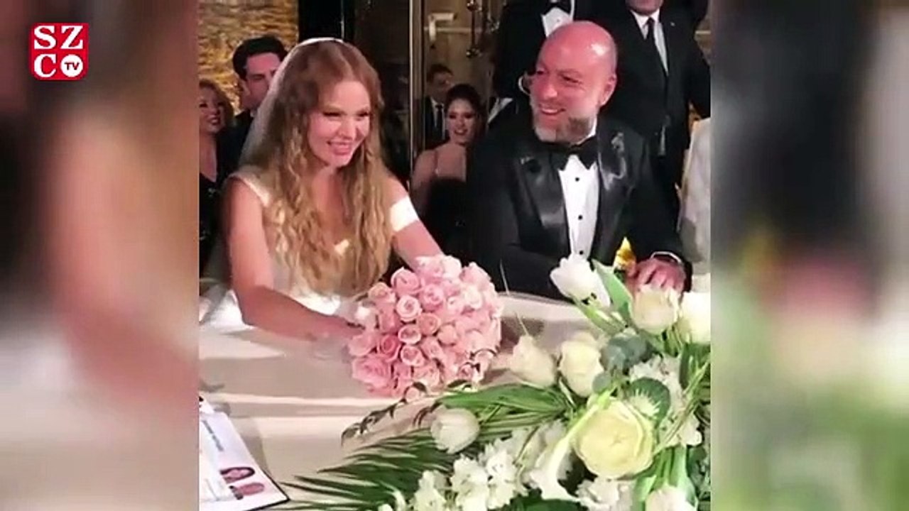 Naz Elmas evlendi