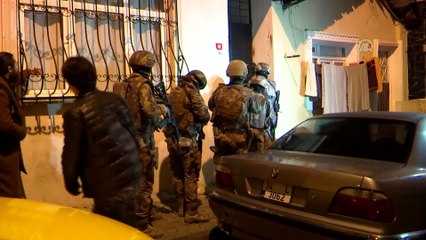 Uyuşturucu satıcılarına yönelik operasyonda 103 şüpheli gözaltına alındı - İSTANBUL