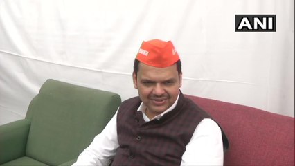 BJP MLAs wear ‘I am Savarkar’ caps to protest Rahul Gandhi’s remarks | Oneindia Malayalam