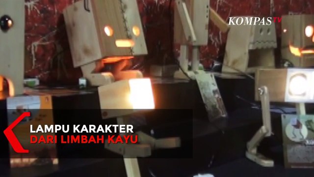 Kreatif! Dosen Ini Ciptakan Lampu Berkarakter dari Limbah Kayu