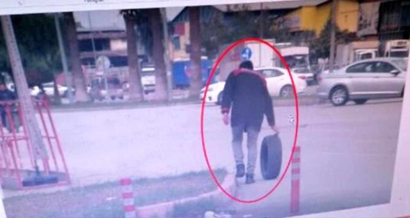 Çıkma parçalar ile sigorta şirketlerini dolandıran çeteyi polis tamirci kılığına girerek yakaladı