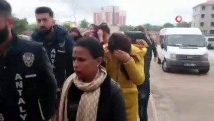 Bisikletli fuhuş çetesine baskın