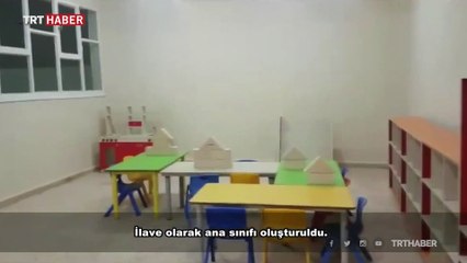 Mehmetçik Suriyeli çocukların geleceğini inşa ediyor