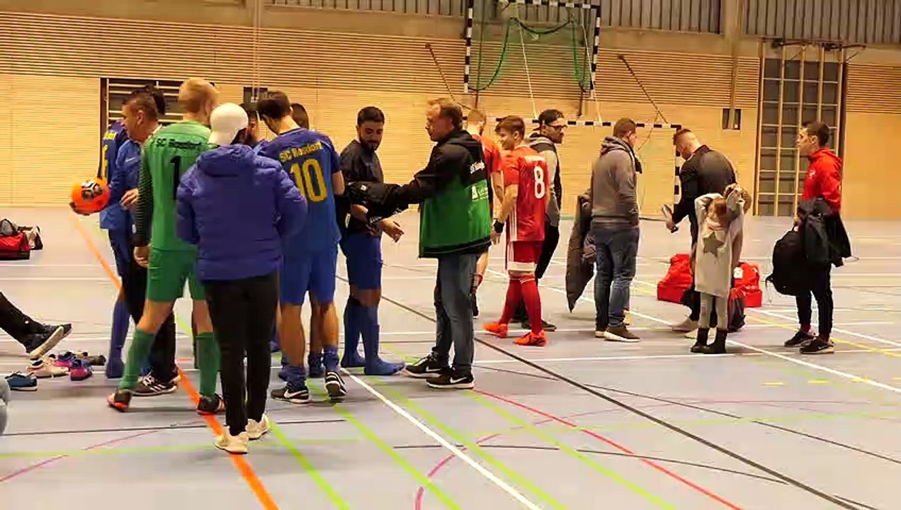 Jubel des SC Rosdorf nach der Siegerehrung beim LeineCup