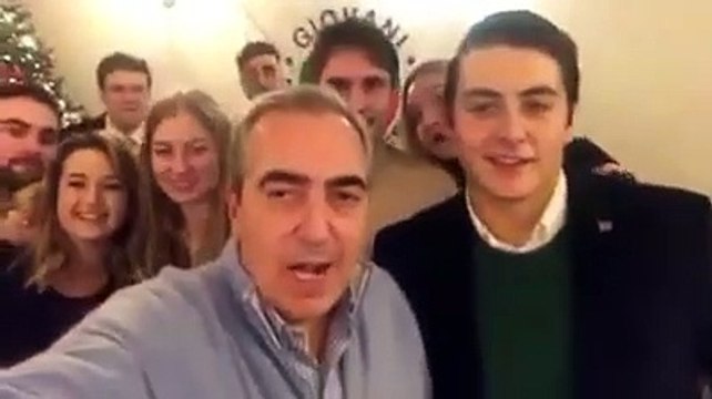 Gasparri - Auguri di buon Natale con i bravissimi giovani di Forza Italia! (13.1)