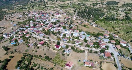 250 haneli mahalleden 500'ü aşkın öğretmen çıktı