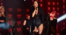 Şarkıcı Hande Yener, kendisine abla diye seslenen hayranına tepki gösterdi