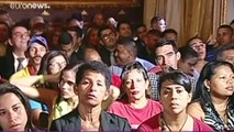 Suspeita de conspirações entre Nicolás Maduro e Juan Guaidó