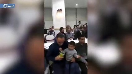 عرس لعائلة سورية لاجئة في تركيا تمجد الأسد: "تحية لسوريا الأسد"