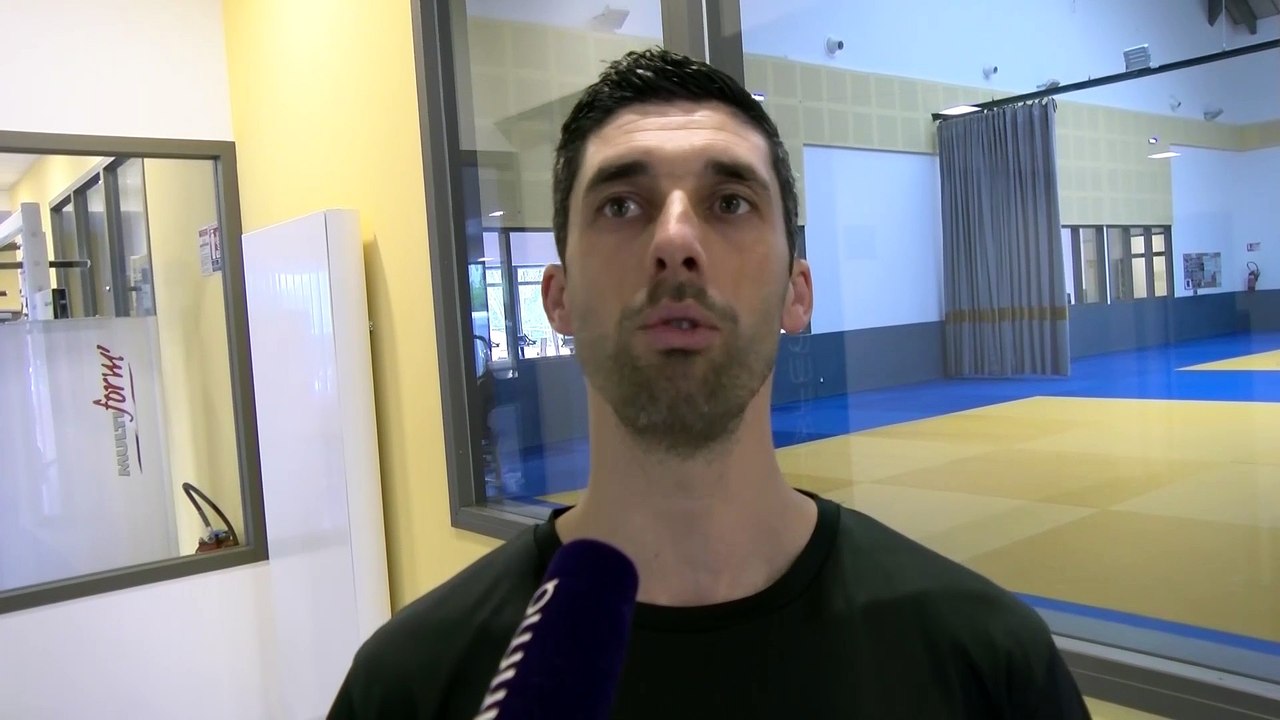 André Sa coach Istres Provence Volley sur le projet DONA