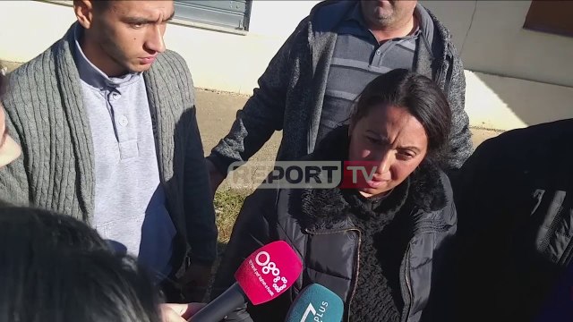 Report TV -Librazhd/I jepet lamtumira e fundit Rezarta Hajdarit flasin familjaret