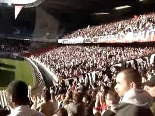 psg-le mans  ovation entrée pauleta!