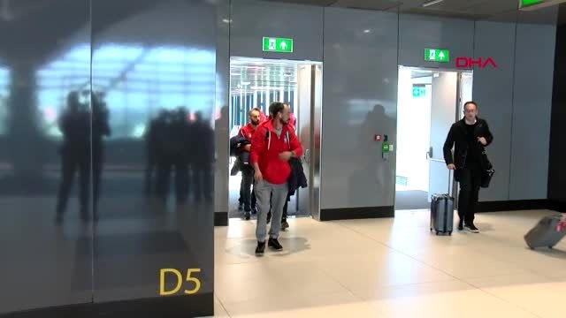 Spor a milli buz hokeyi takımı yurda döndü