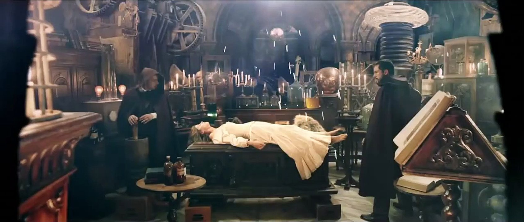 Trailer Páginas Negras | Space (2014)