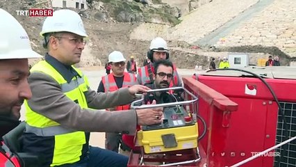 Hasankeyf'teki 609 yıllık Er-Rızk Camii taşındı